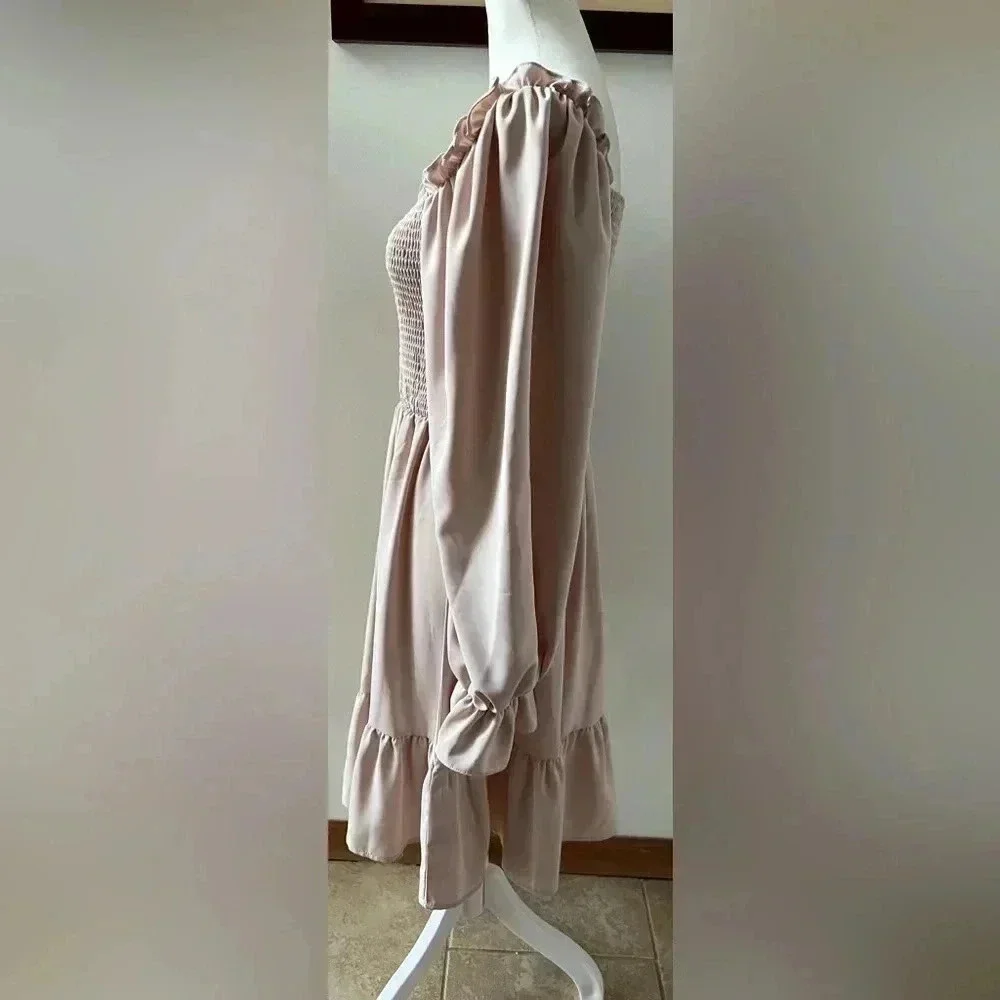 R.Vivimos | Women's Off-Shoulder Dress. Size: L